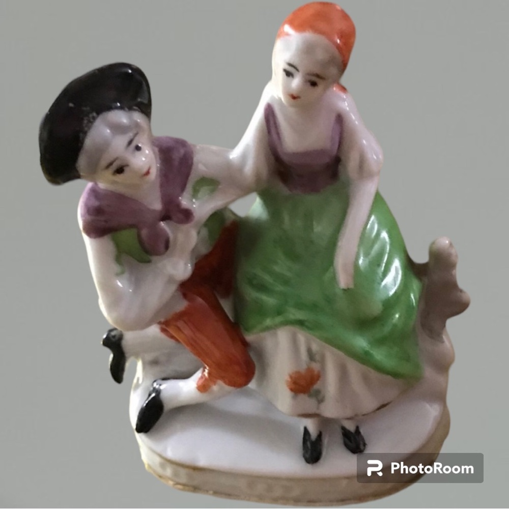 Antique Vintage Colonial Boy Girl Made in Japan